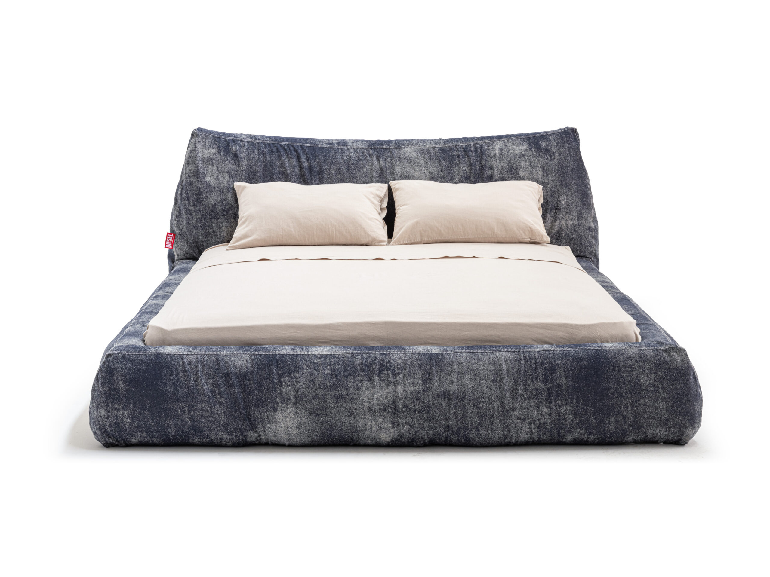 Diesel-Living-Moroso-CV-Baggy-Bed-02