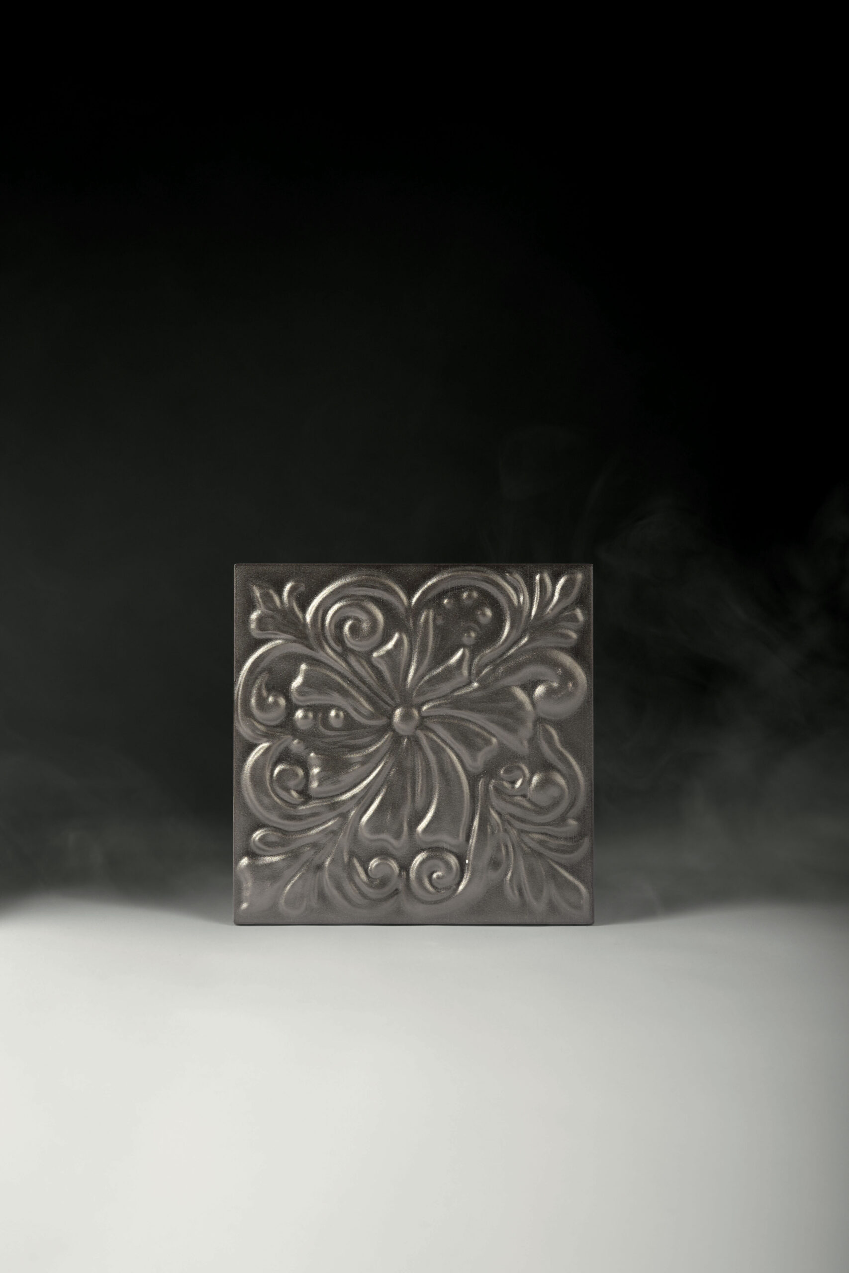 Diesel Living with Iris Ceramica_Acid Majolica Silver