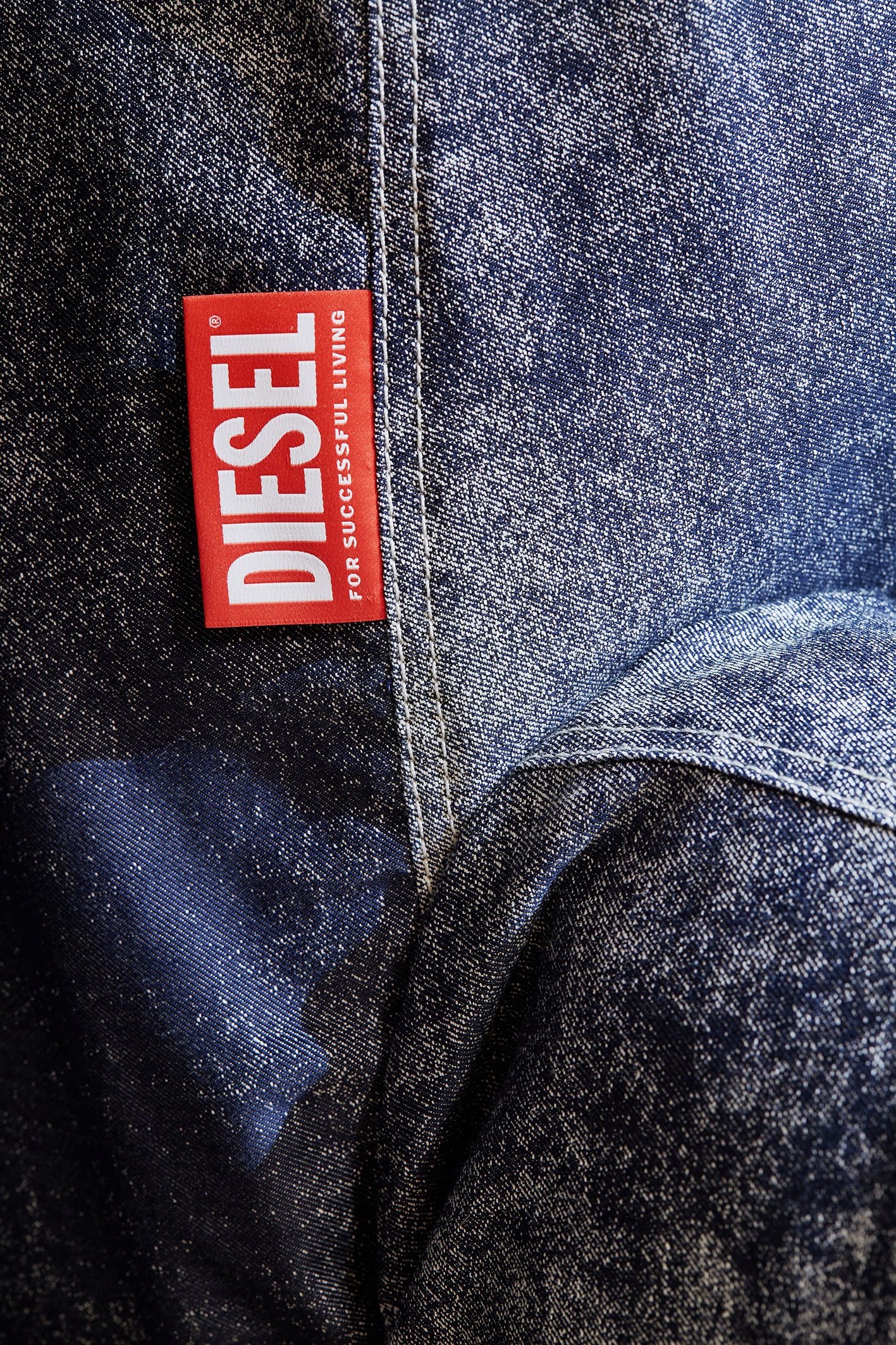 Diesel Living with Moroso_Controvento_Lable copy
