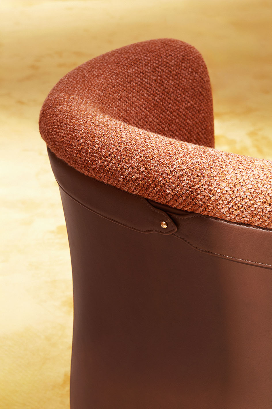 Fendi Casa_Controvento_Peekachill_orange-detail-02